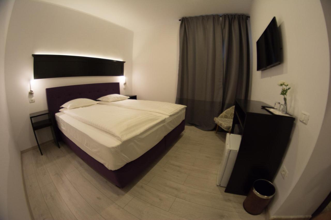 Bed and Breakfast Casa Branga Дева Экстерьер фото