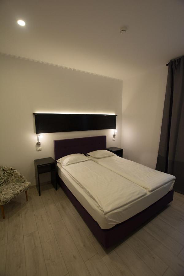 Bed and Breakfast Casa Branga Дева Экстерьер фото
