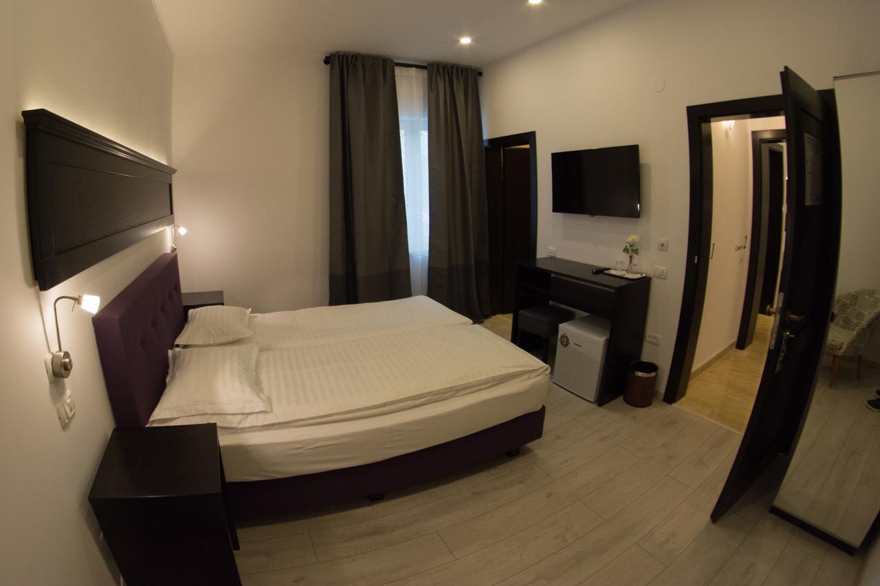 Bed and Breakfast Casa Branga Дева Экстерьер фото
